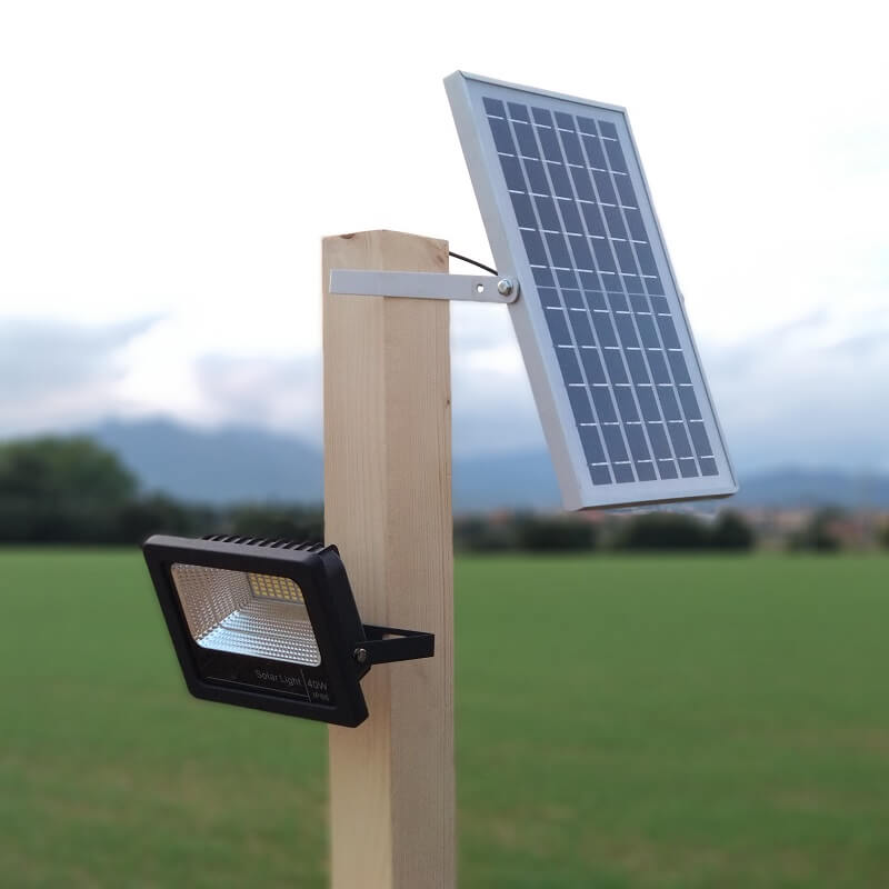 Foco solar 40w jardin